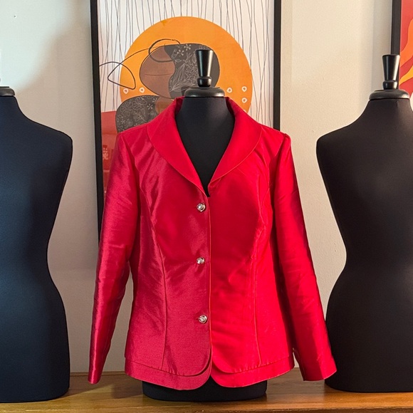 EY Signature Jackets & Blazers - Elegant Red Women's Blazer